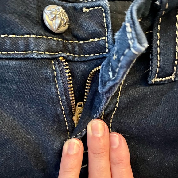 Miss Me Dark Wash Skinny Jeans - Picture 6 of 7